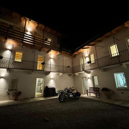 B&B Il Cortile Soriso Dış mekan fotoğraf