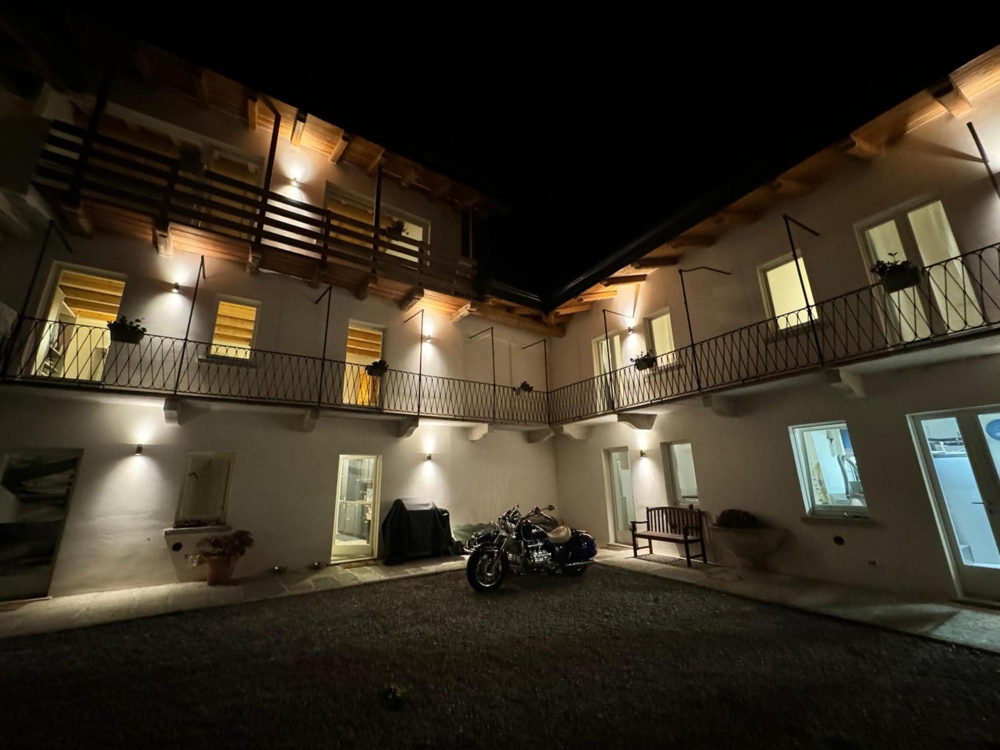 B&B Il Cortile Soriso Dış mekan fotoğraf